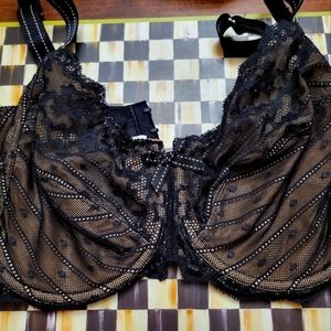 Chantelle Rive Gauche full coverage 32DDDD/32F black lace bra